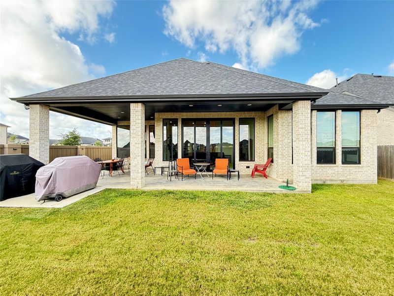 Exterior details and patio area of a home in Cross Creek West, Fulshear (Image 3).