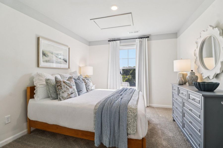 28-web-or-mls-Locomotive Ln-1706-028 2