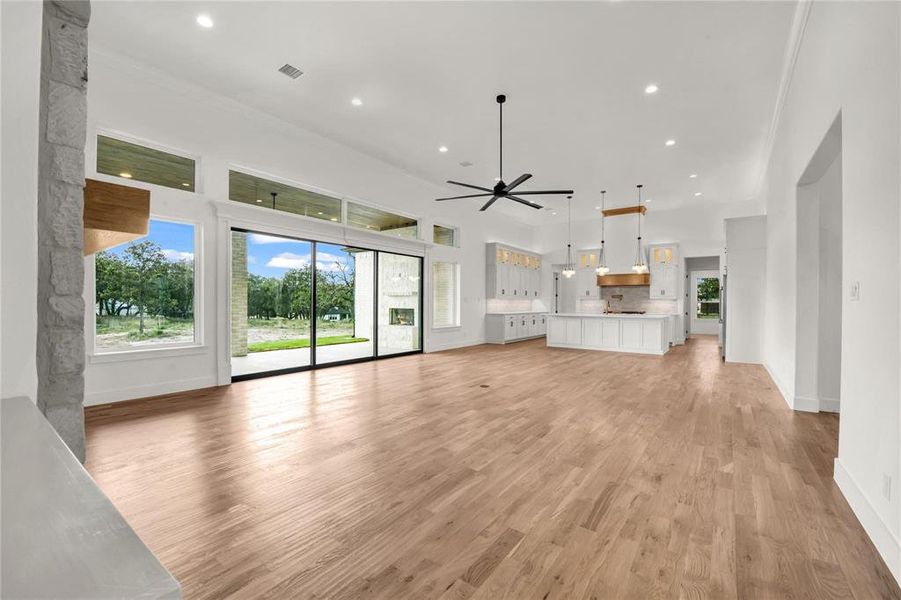 Spacious, unfurnished interior of a new home in , Weatherford (Image 21). Spacious, unfurnished interior of a new home in , Weatherford (Image 21).