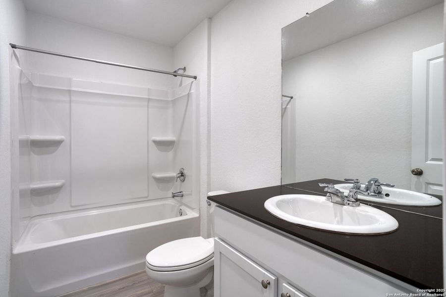 Image 17 of a home in Ruby Crossing: Cottage Collection.