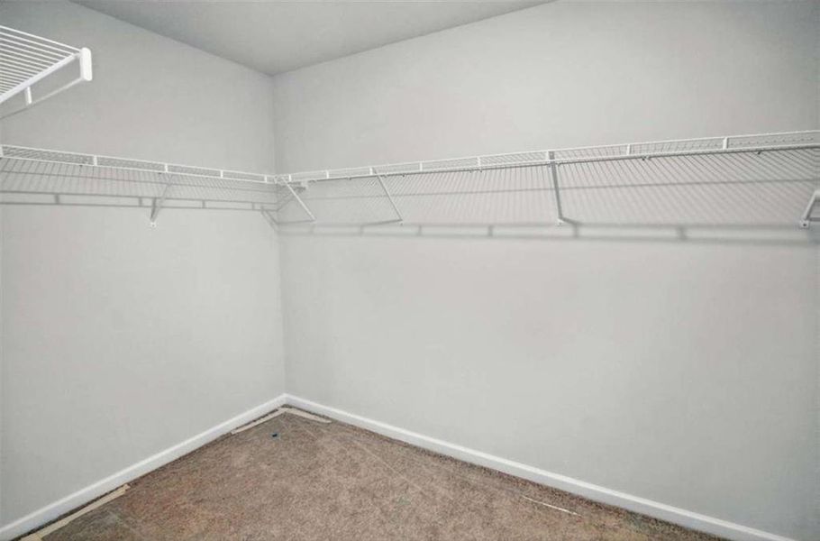 Spacious, unfurnished interior of a new home in Creekside Landing, Dallas (Image 33).