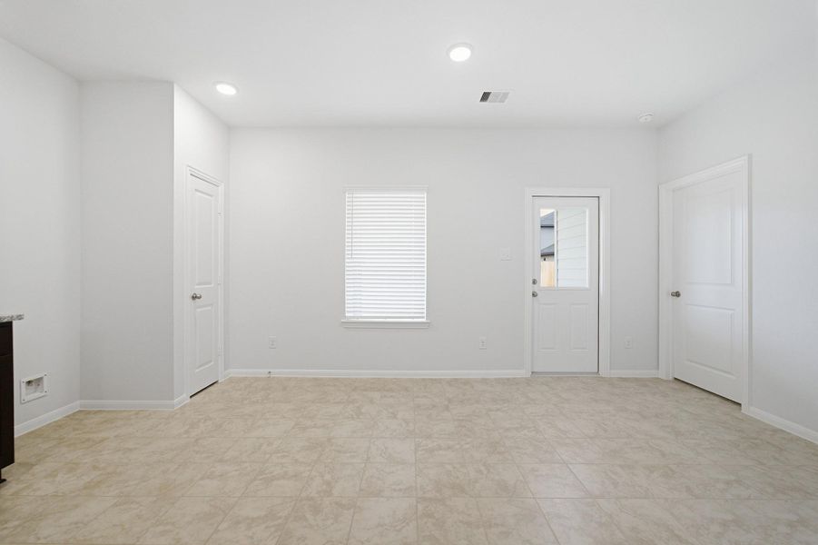 Spacious, unfurnished interior of a new home in Steed Landing, Texas City (Image 16). Spacious, unfurnished interior of a new home in Steed Landing, Texas City (Image 16).