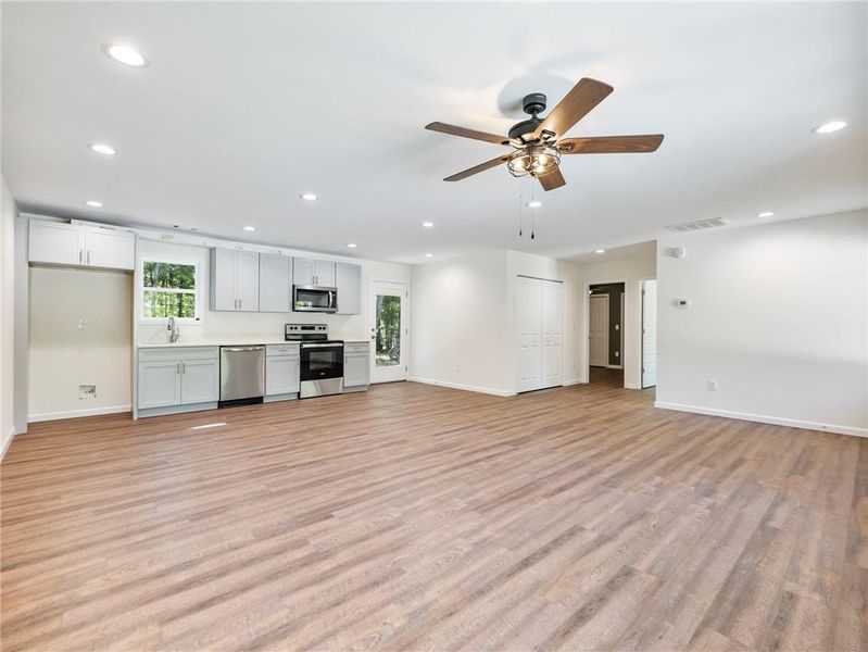 Spacious, unfurnished interior of a new home in , Murrayville (Image 24). Spacious, unfurnished interior of a new home in , Murrayville (Image 24).