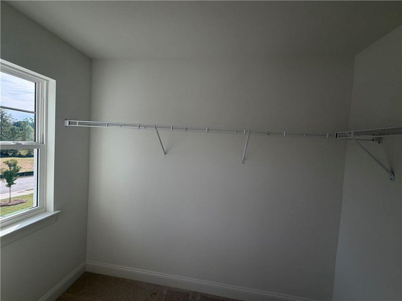 Spacious, unfurnished interior of a new home in , Dawsonville (Image 12).