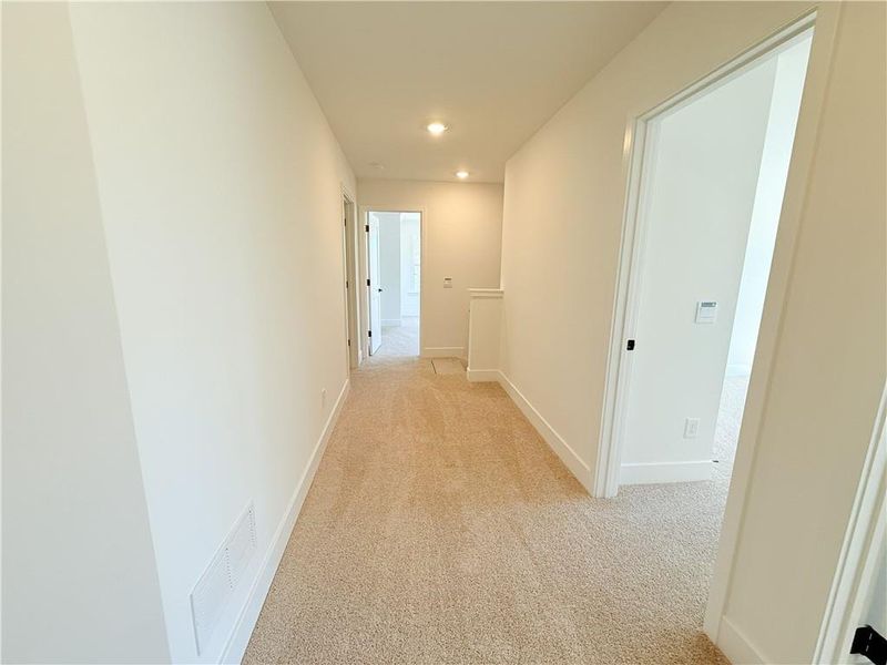 Spacious, unfurnished interior of a new home in Thunder Ridge, Dawsonville (Image 16). Spacious, unfurnished interior of a new home in Thunder Ridge, Dawsonville (Image 16).