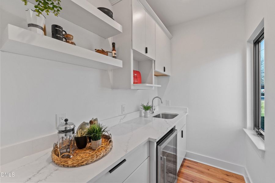 12-813 N Roxboro_6674 12-813 N Roxboro_6674