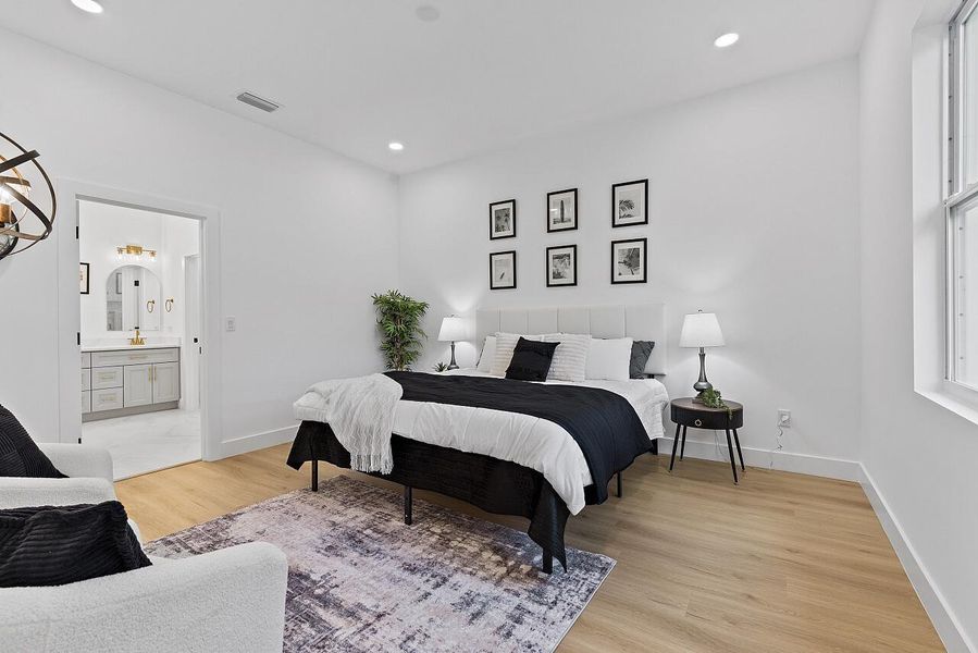 Furnished interior view inside a new home in , Vero Beach (Image 17).
