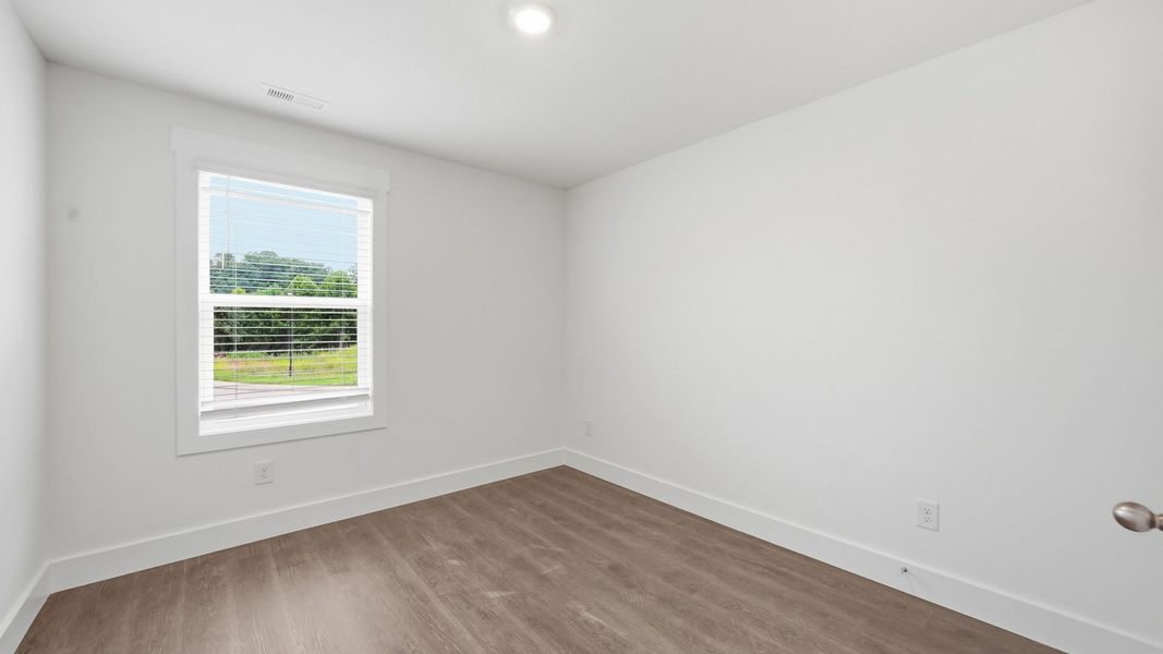 Spacious, unfurnished interior of a new home in The Arbor Townhomes, Kingsport (Image 22).