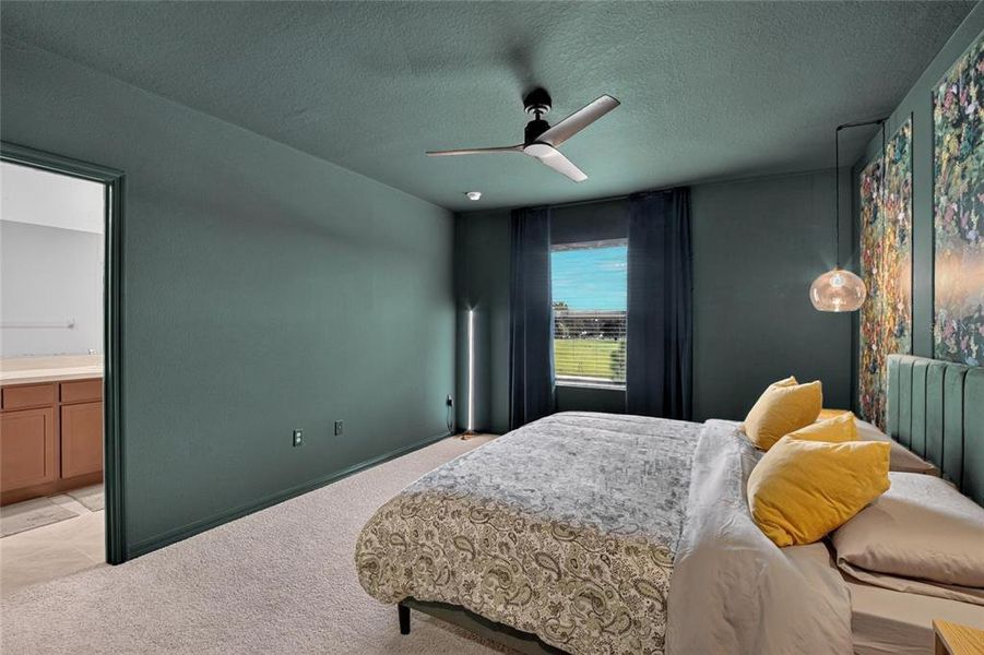 Furnished interior view inside a new home in , Plant City (Image 12).