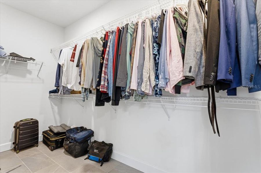 Close-up of interior finishes inside a home in Grand Oaks, Gainesville (Image 21).