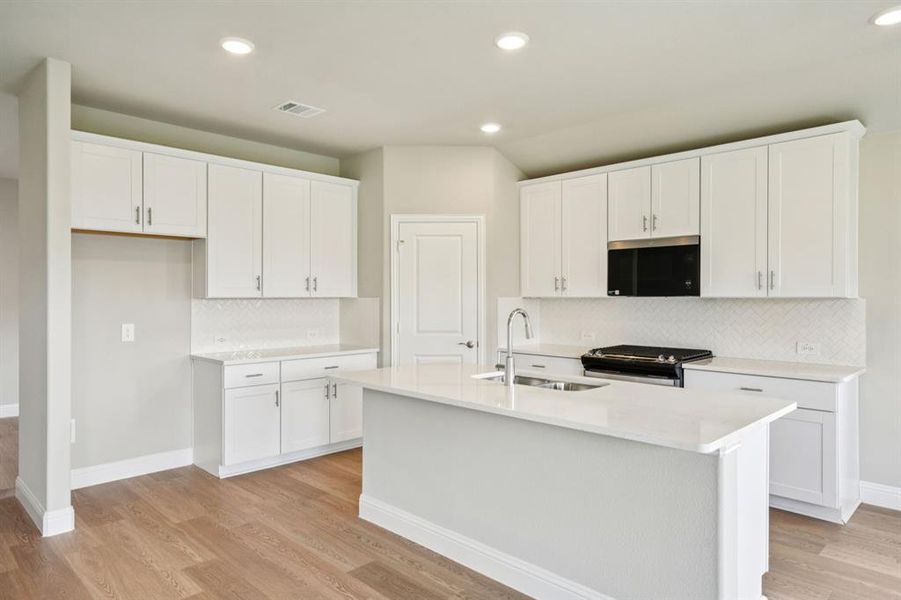 Photo is not of the actual home, but is an inspirational photo of builder’s model home and may depict options, furnishings, and/or decorator features that are not included. Photo is not of the actual home, but is an inspirational photo of builder’s model home and may depict options, furnishings, and/or decorator features that are not included.