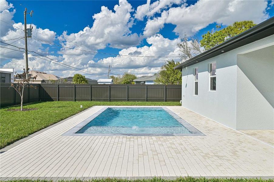 Exterior details and patio area of a home in , Cape Coral (Image 25).