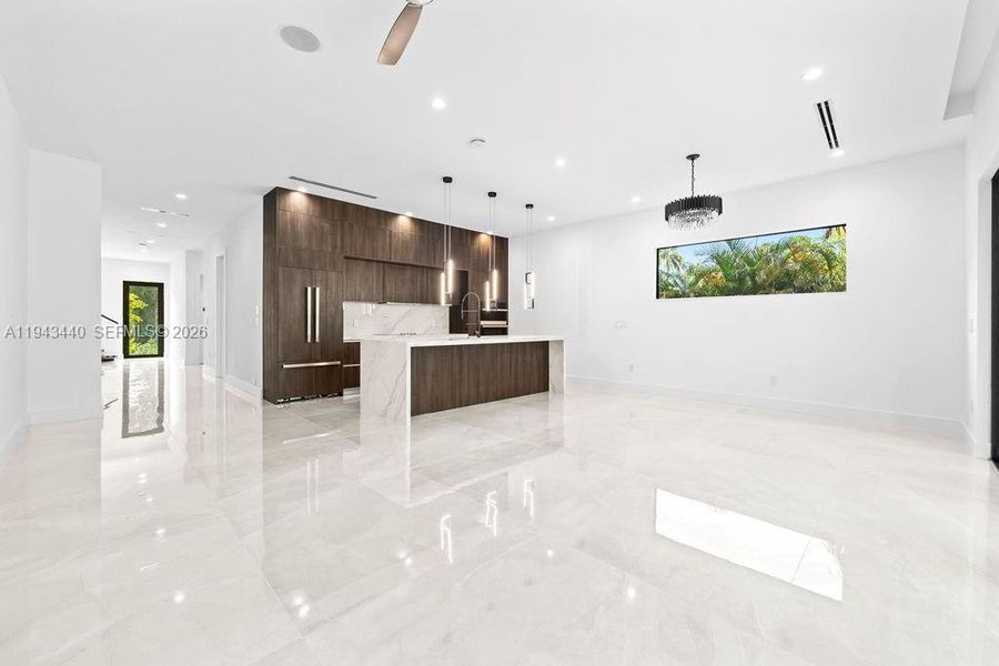 Spacious, unfurnished interior of a new home in , Fort Lauderdale (Image 26). Spacious, unfurnished interior of a new home in , Fort Lauderdale (Image 26).