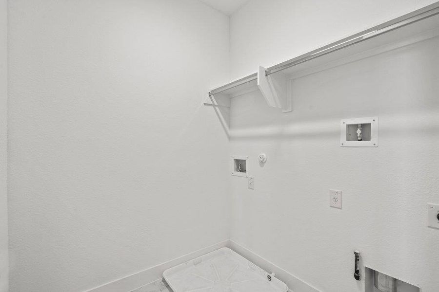 Spacious, unfurnished interior of a new home in Agave, Austin (Image 21).