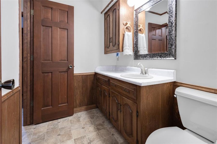 Furnished interior view inside a new home in , Mineola (Image 14).