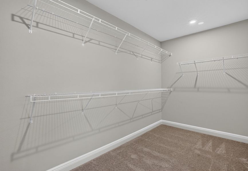 Spacious, unfurnished interior of a new home in Crosswind Ranch, Parrish (Image 14). Spacious, unfurnished interior of a new home in Crosswind Ranch, Parrish (Image 14).