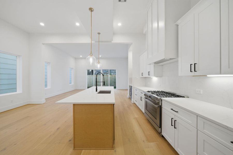 Furnished interior view inside a new home in , Houston (Image 16). Furnished interior view inside a new home in , Houston (Image 16).