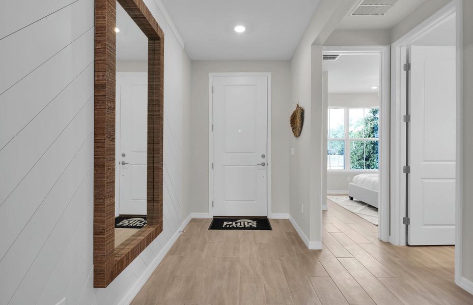 Representative unfurnished interior of a home built from the Cedar by Pulte Homes in Seminole Palms, Palm Coast (Image 21).