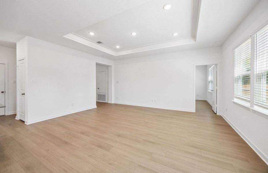 Spacious, unfurnished interior of a new home in Skyview, Belton (Image 14). Spacious, unfurnished interior of a new home in Skyview, Belton (Image 14).