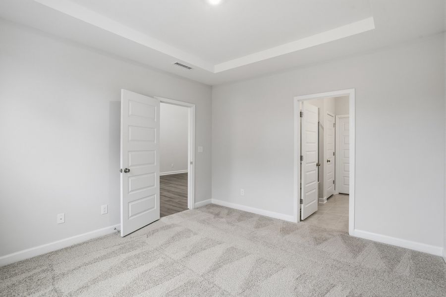 Spacious, unfurnished interior of a new home in Ovation at Sweetbrier, Durham (Image 20). Spacious, unfurnished interior of a new home in Ovation at Sweetbrier, Durham (Image 20).