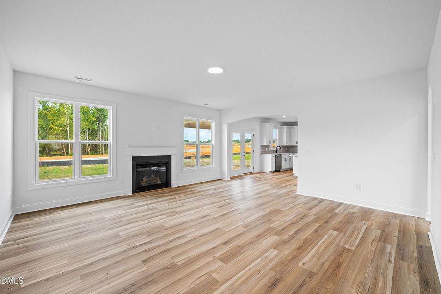 11 -154 Tennyson Dr_ Interior