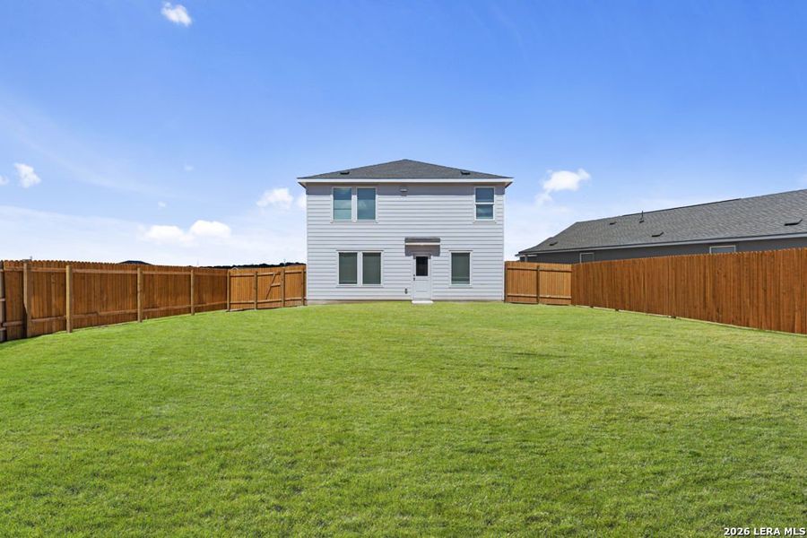 Exterior details and patio area of a home in Grace Valley, Marion (Image 3).