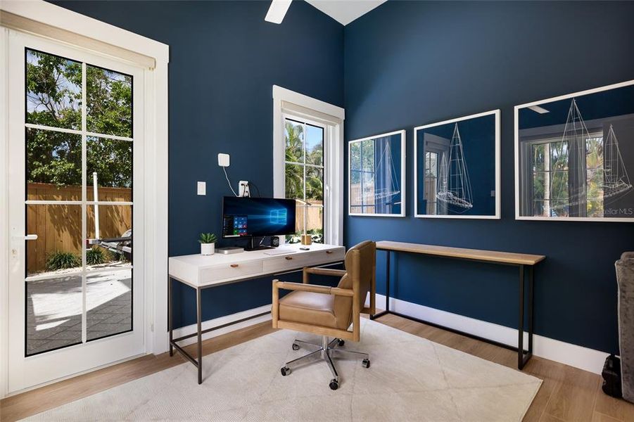 Furnished interior view inside a new home in , Bradenton Beach (Image 9).