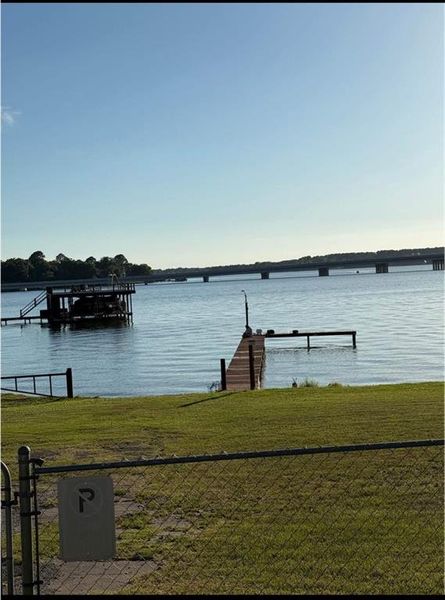 Community amenities in , Malakoff (Image 19).