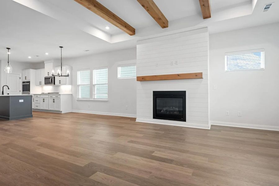 The Oakland B Family Room The Oakland B Family Room