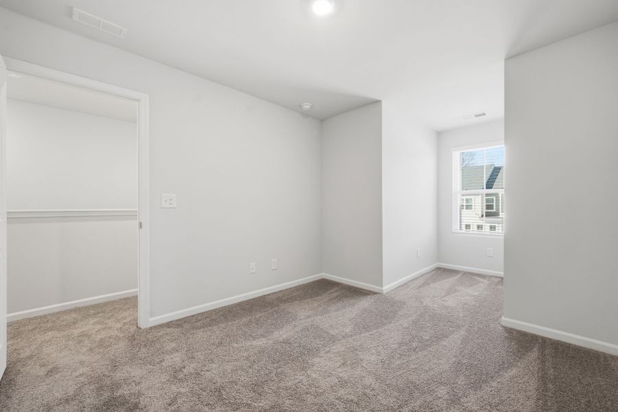 Spacious, unfurnished interior of a new home in Lakeview Village, Charlotte (Image 23). Spacious, unfurnished interior of a new home in Lakeview Village, Charlotte (Image 23).