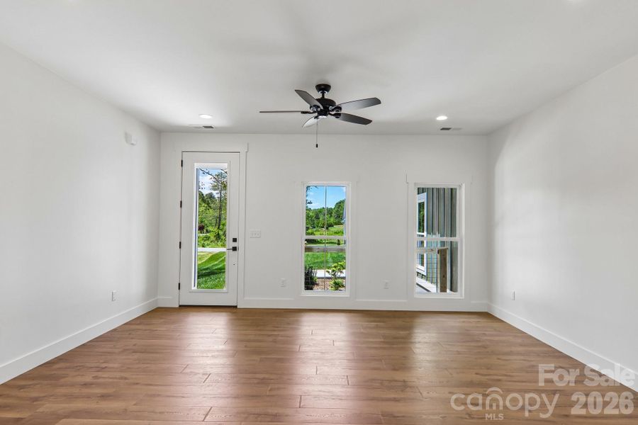 Spacious, unfurnished interior of a new home in , Hendersonville (Image 34).