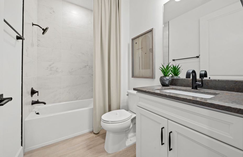 Furnished interior view inside a new home in Terreno, Naples (Image 9).