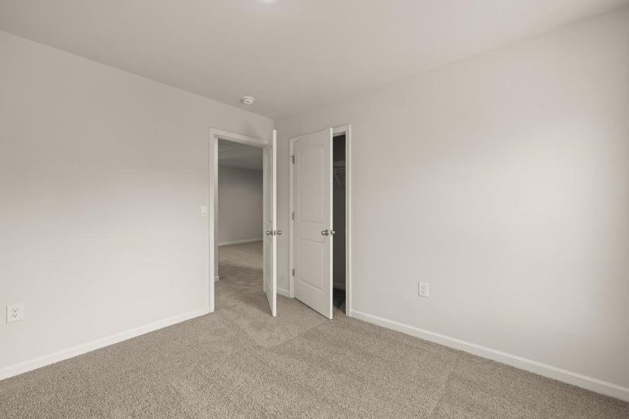 Spacious, unfurnished interior of a new home in Hughes Court, Dawsonville (Image 26).