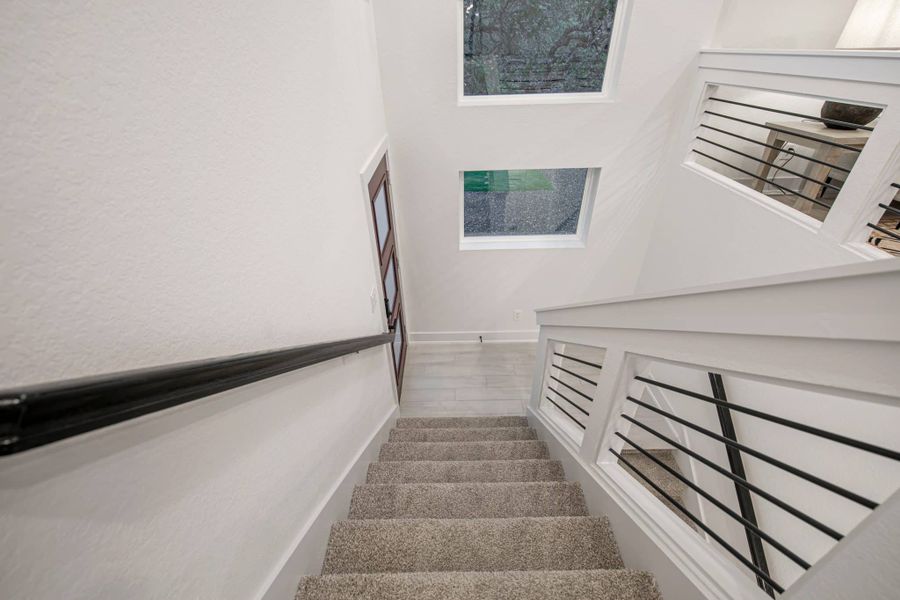 Spacious, unfurnished interior of a new home in Santa Rita Ranch, Liberty Hill (Image 23).