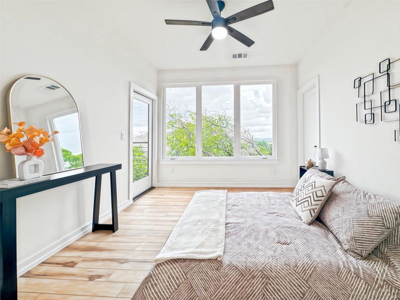 Furnished interior view inside a new home in , Austin (Image 7).