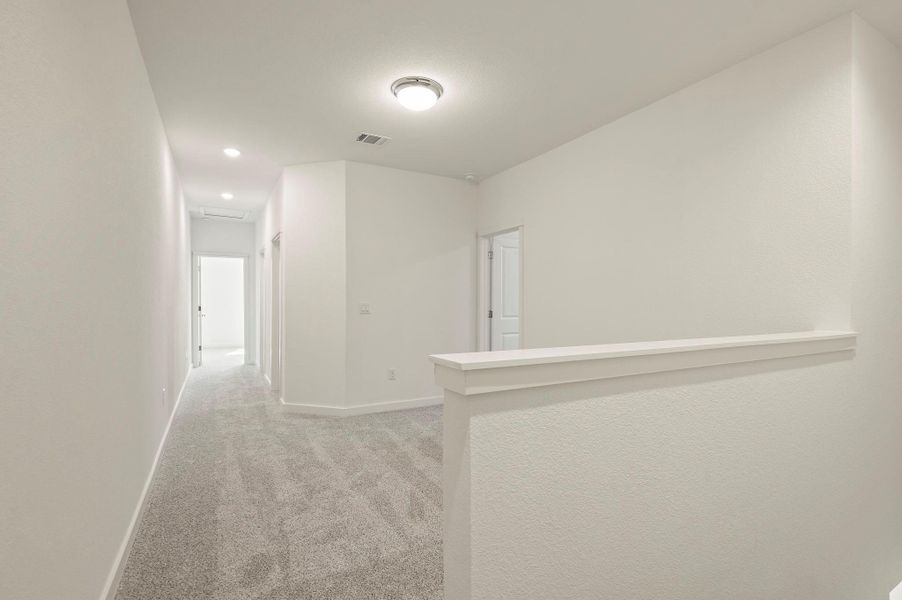 Spacious, unfurnished interior of a new home in , Buda (Image 21).