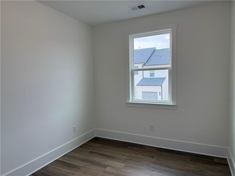 Spacious, unfurnished interior of a new home in Park Vue, Atlanta (Image 47).