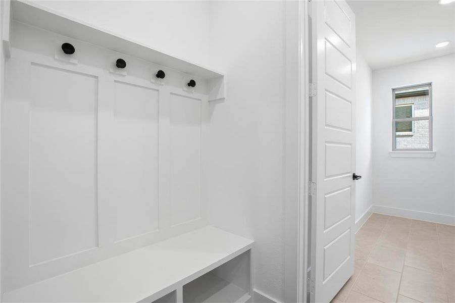 Furnished interior view inside a new home in Talon Hills, Fort Worth (Image 11).