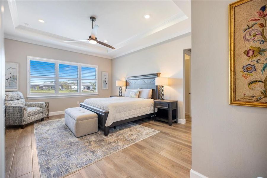 Furnished interior view inside a new home in , Englewood (Image 44).