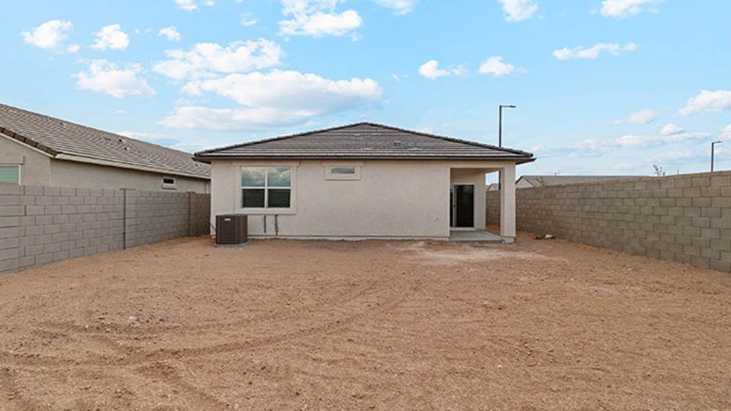 Representative exterior details of a home built from the Abbot by D.R. Horton in Anthem at Merrill Ranch, Florence (Image 3).