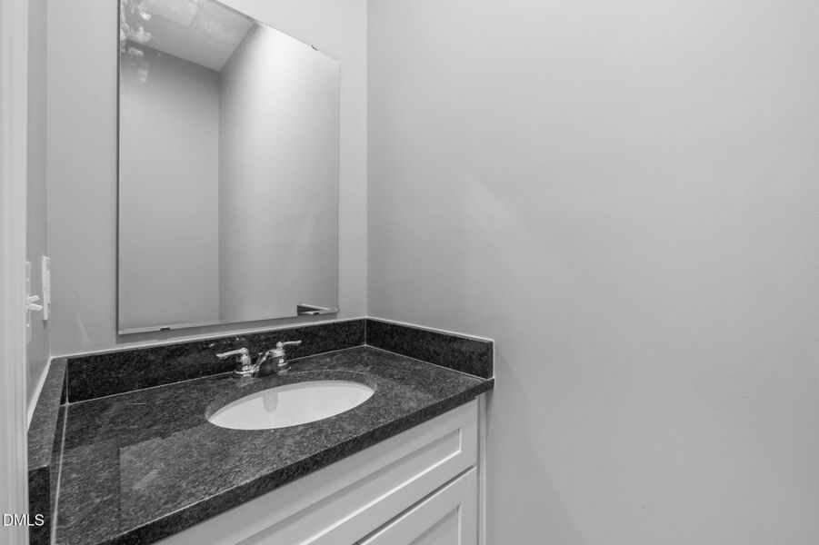 33-web-or-mls-P1084647 33-web-or-mls-P1084647