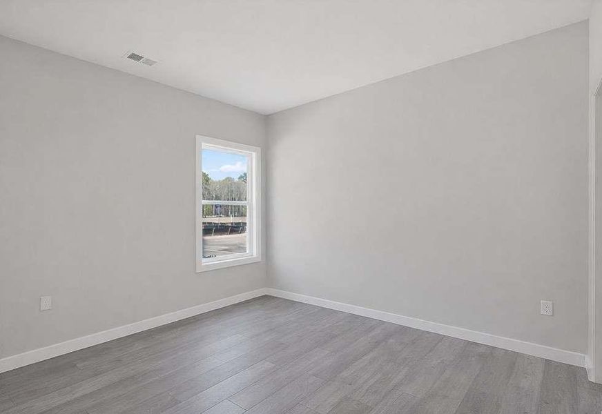 Spacious, unfurnished interior of a new home in , Fayetteville (Image 6).