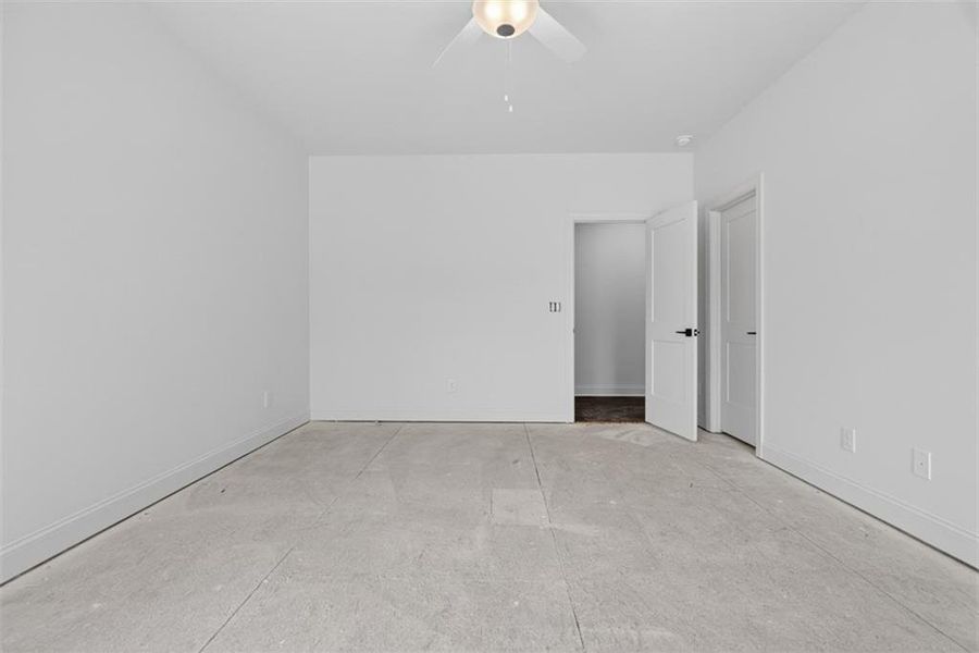 Spacious, unfurnished interior of a new home in , Suwanee (Image 28).