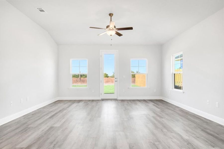 Spacious, unfurnished interior of a new home in Hidden Pines Estates, Milton (Image 9). Spacious, unfurnished interior of a new home in Hidden Pines Estates, Milton (Image 9).
