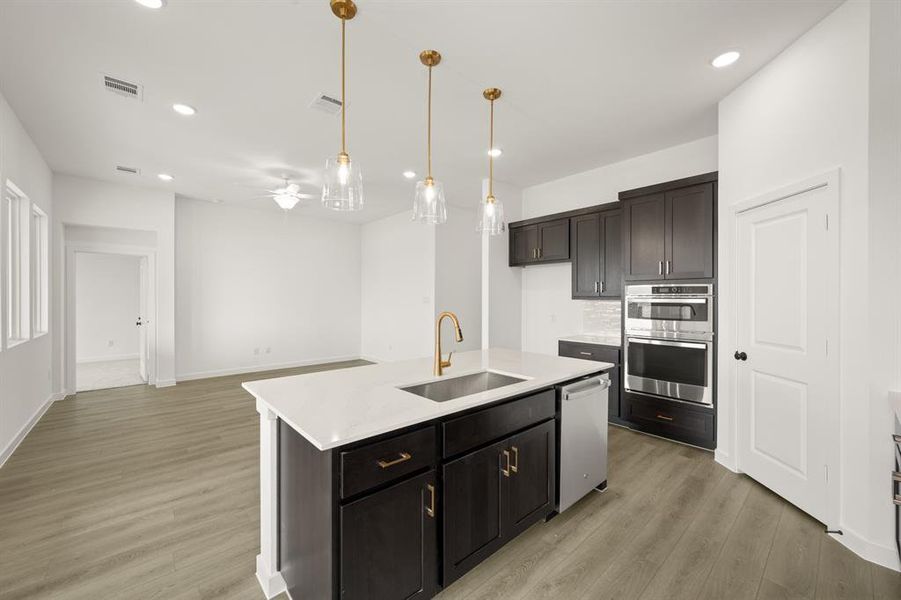 680 Tyronza- Kitchen-5