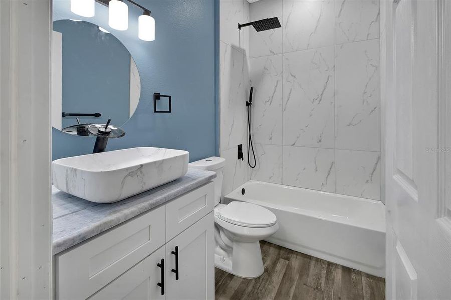 Furnished interior view inside a new home in , Daytona Beach (Image 7).