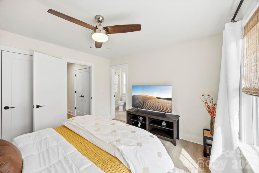 Upper Level bedroom ensuite #3 Upper Level bedroom ensuite #3