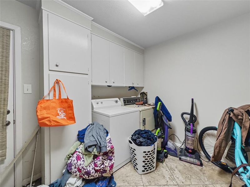 Image 16 of a home in . Image 16 of a home in .