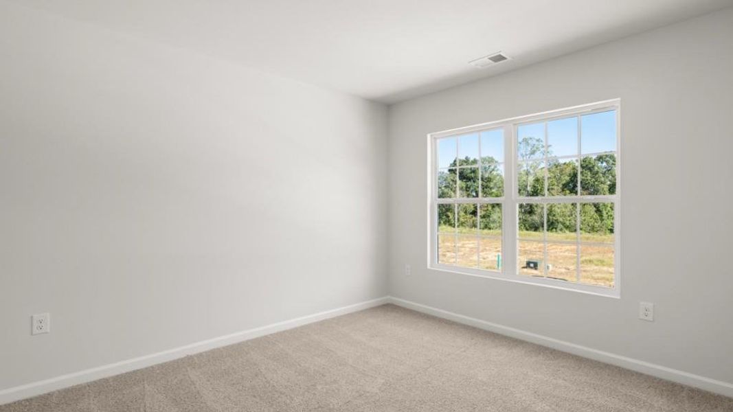 Spacious, unfurnished interior of a new home in Oakleigh Glen, Dallas (Image 21).