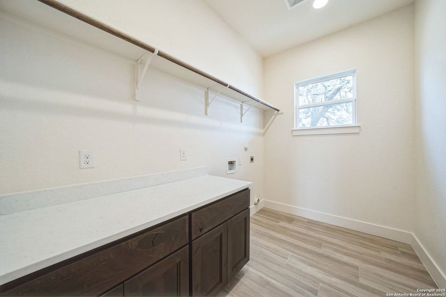 Furnished interior view inside a new home in , Floresville (Image 5). Furnished interior view inside a new home in , Floresville (Image 5).